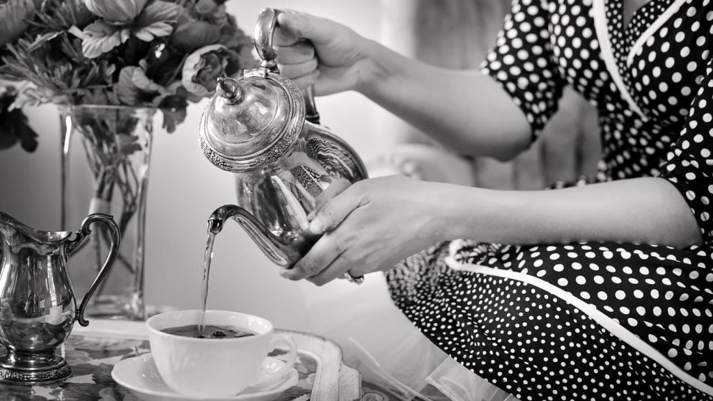 Pourquoi choisir une théière en fonte ?