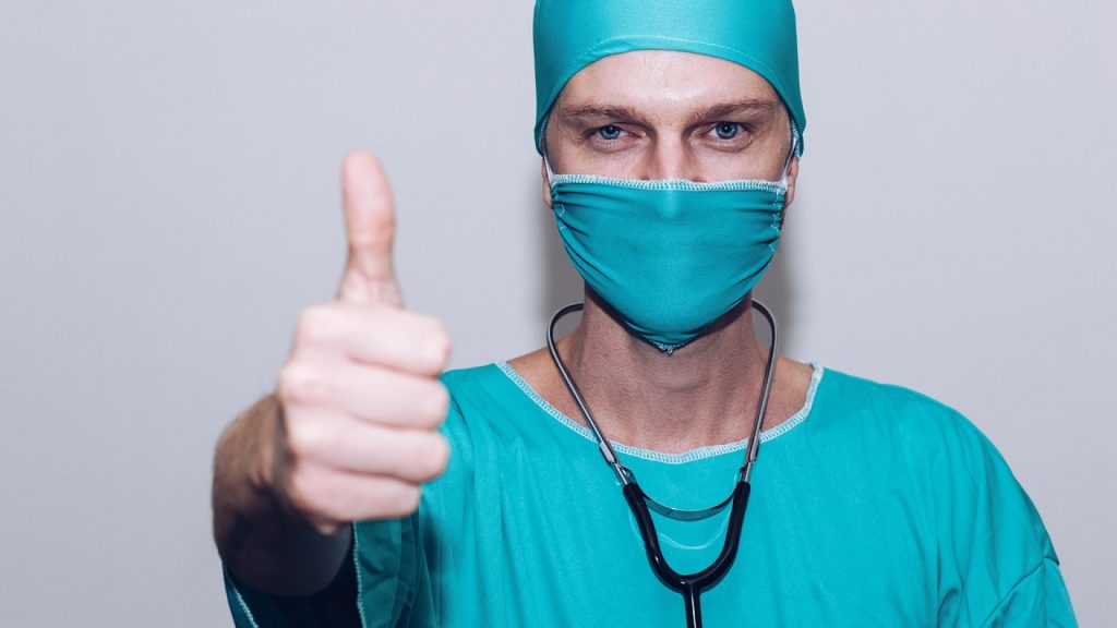 Qu'est ce qui peut nous pousser à passer par la chirurgie esthétique ?